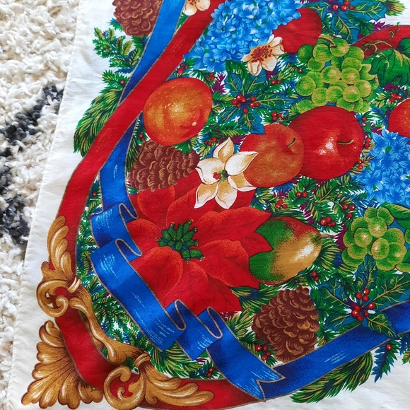 Liz Claiborne fruits pine cones flowers silk scarf - Picture 4 of 6